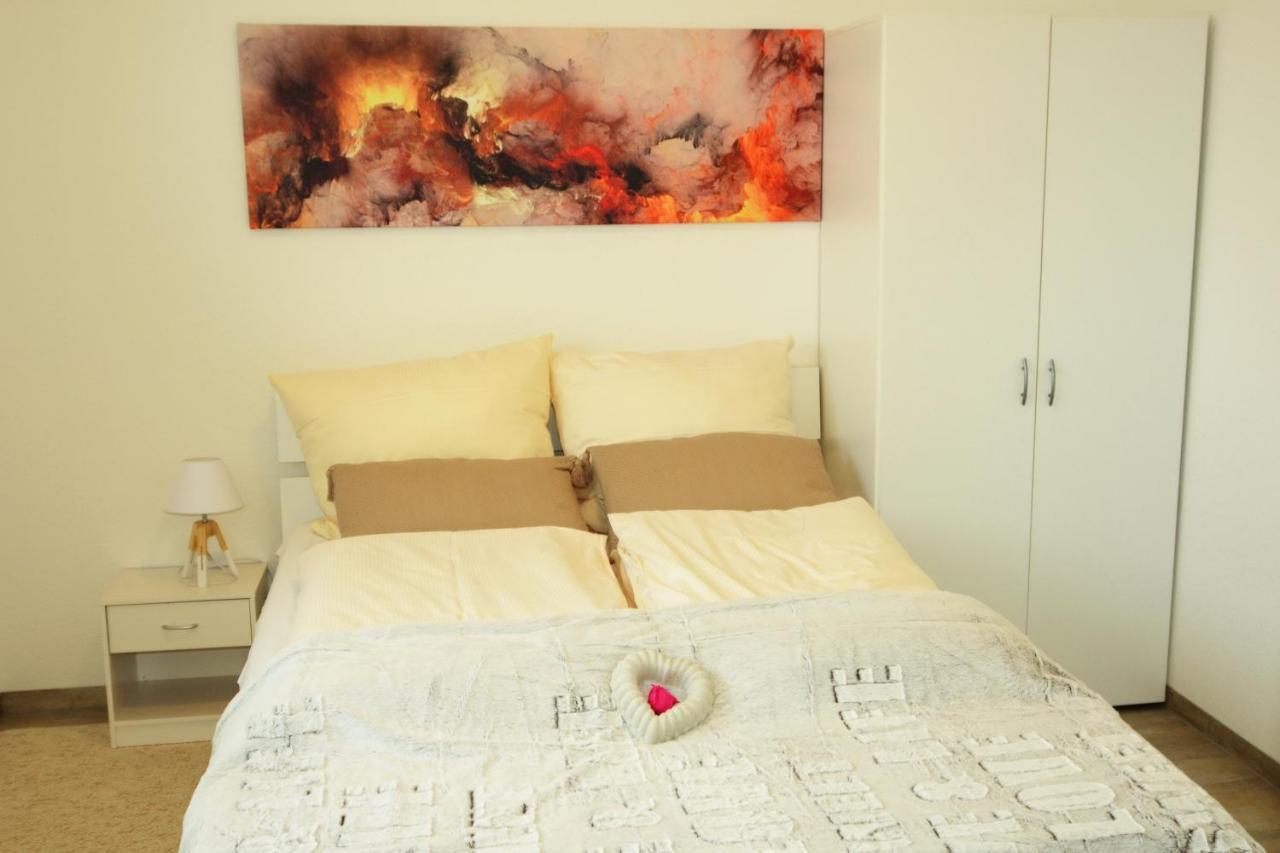 Unique Zentrale Moderne 2 Zimmer Wohnung Nahe Dem Park Villingen-Schwenningen Dış mekan fotoğraf
