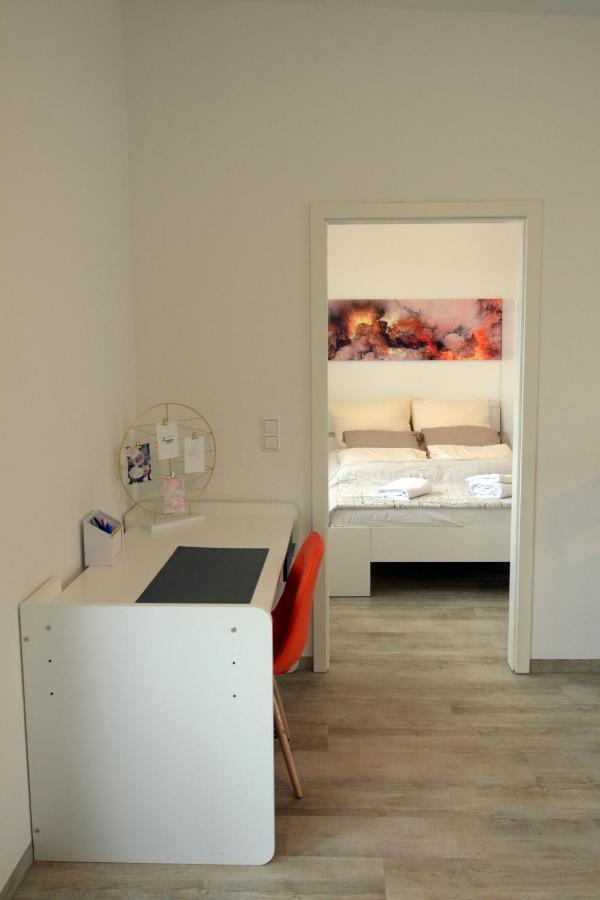 Unique Zentrale Moderne 2 Zimmer Wohnung Nahe Dem Park Villingen-Schwenningen Dış mekan fotoğraf